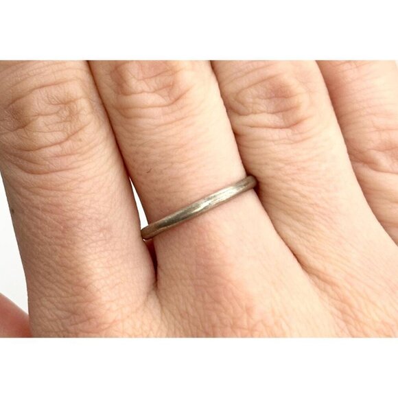 Jewelry - Minimalist Style Wedding Band B925 Sterling Silver Vintage Ring - sz 8
